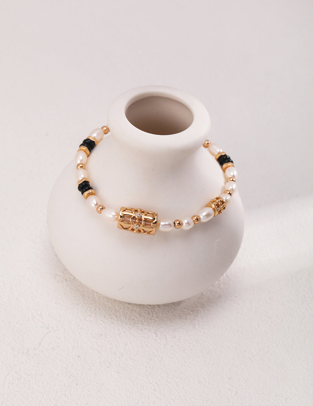 925 Sterling Silver Natural Pearl, Mother of Pearl and Black Agate Bracelet, product view 4