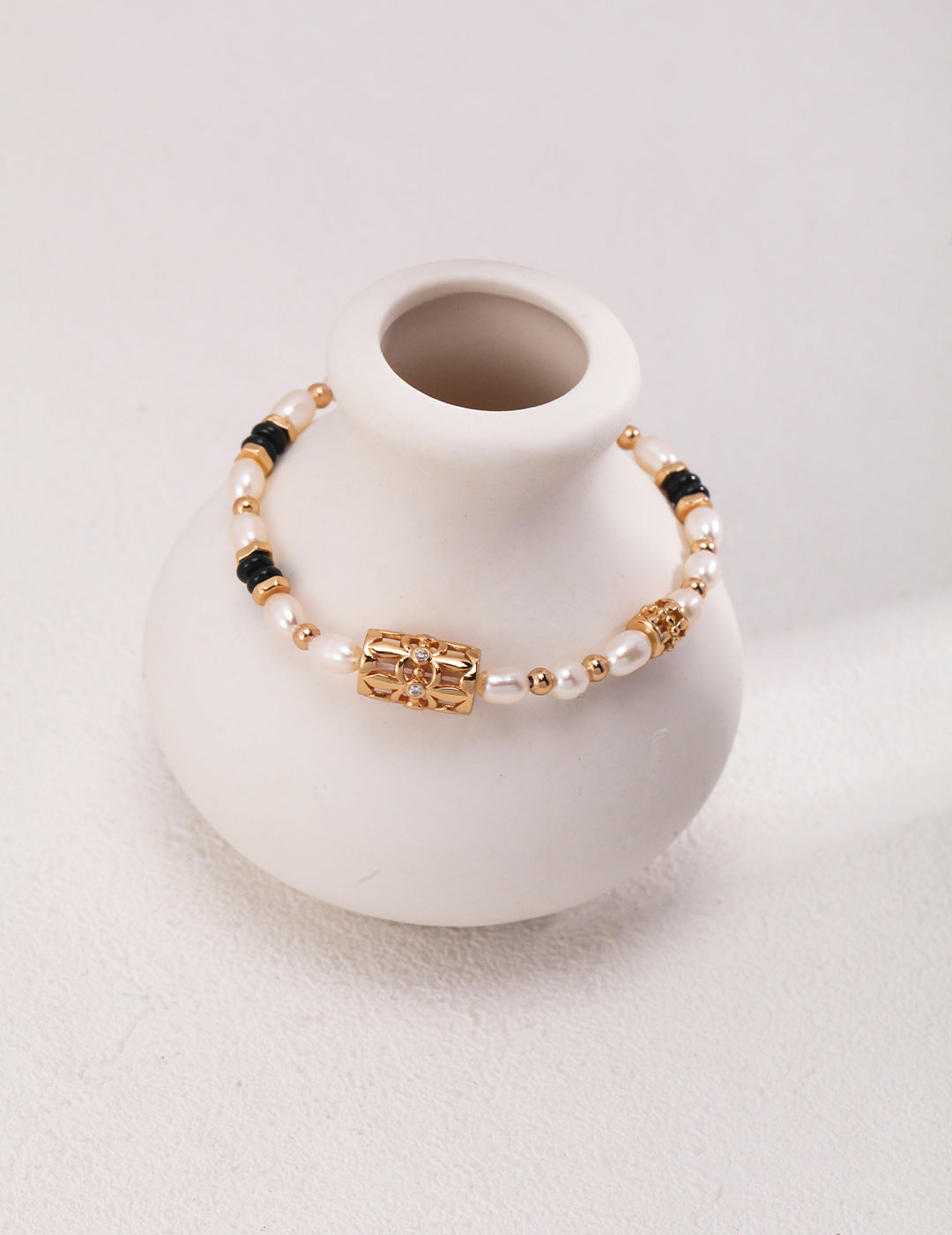 925 Sterling Silver Natural Pearl, Mother of Pearl and Black Agate Bracelet, product view 4