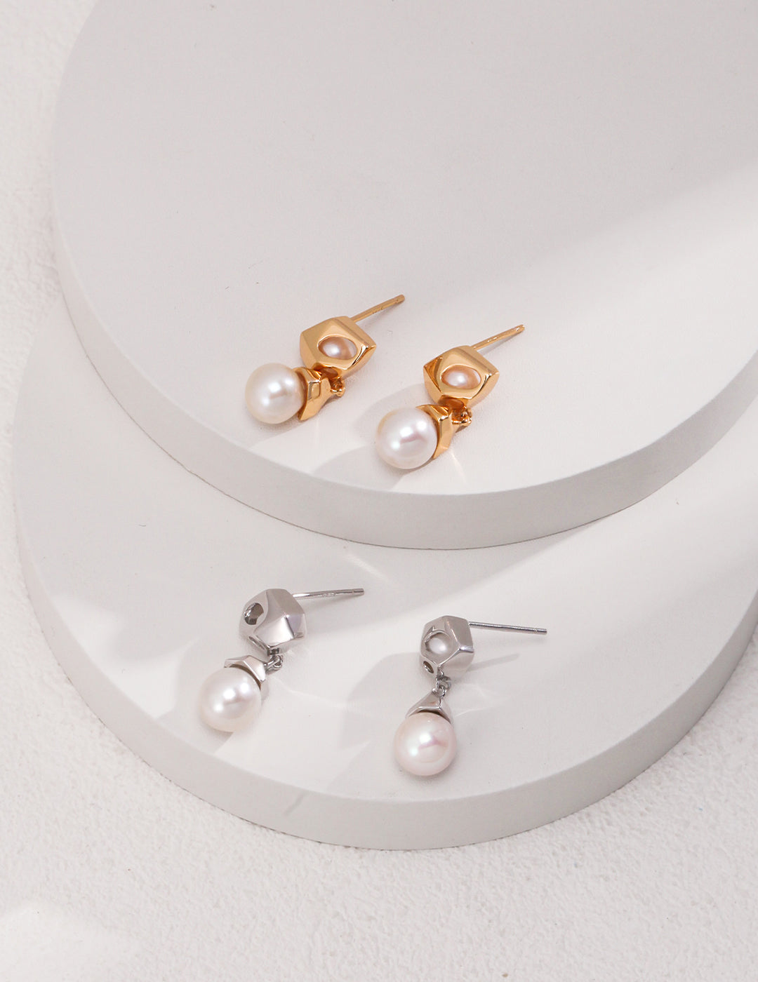 925 Sterling Silver Natural Pearl Earrings - Silver
