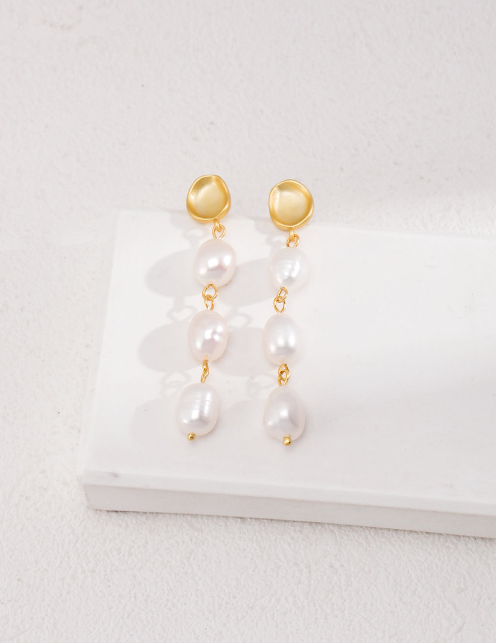 925 Sterling Silver Natural Baroque Pearl Earrings - Vintage Gold