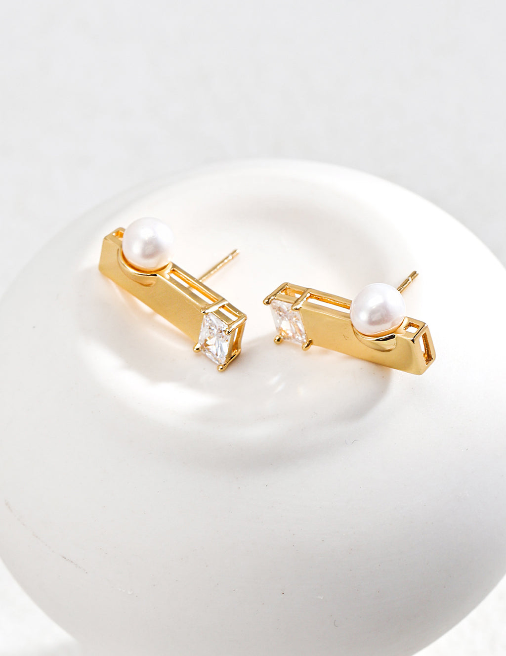 925 Sterling Silver Natural Pearl and Cubic Zirconia Earrings - Silver