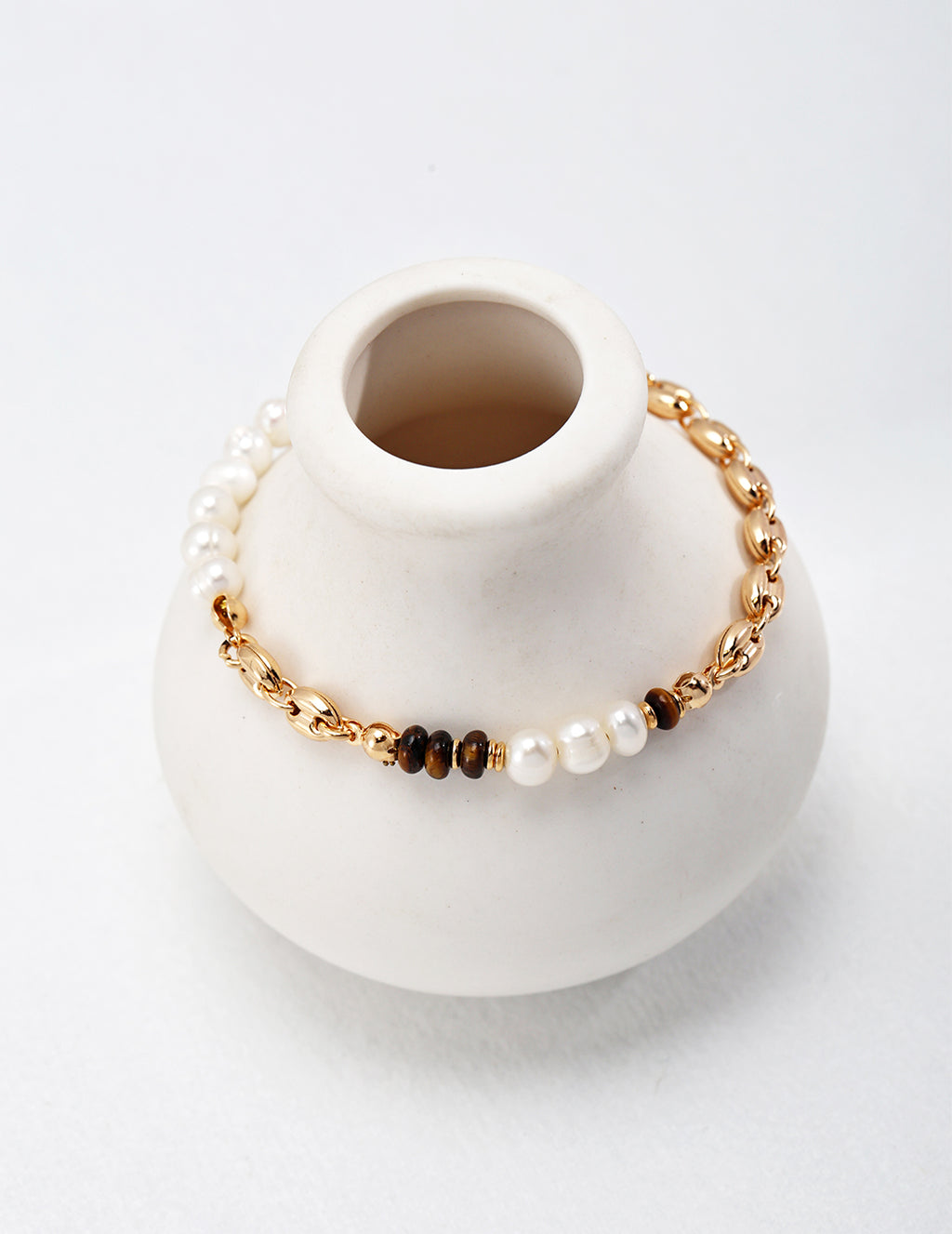 925 Sterling Silver Natural Pearl and Tiger’s Eye Bracelet, close-up detail