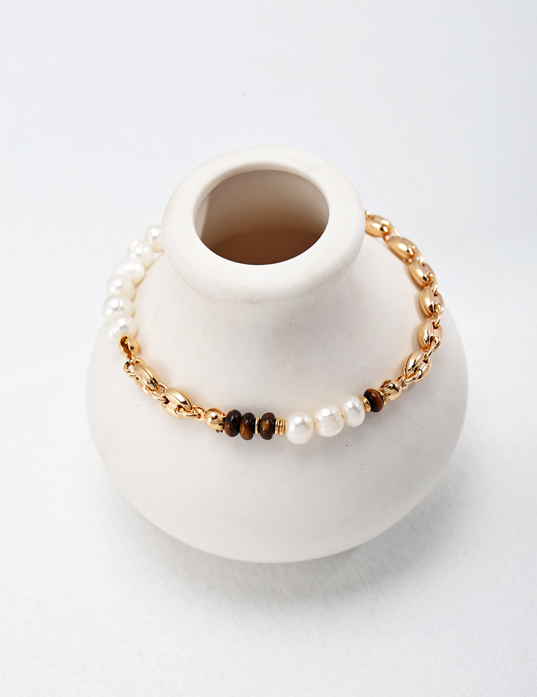 925 Sterling Silver Natural Pearl and Tiger’s Eye Bracelet, close-up detail