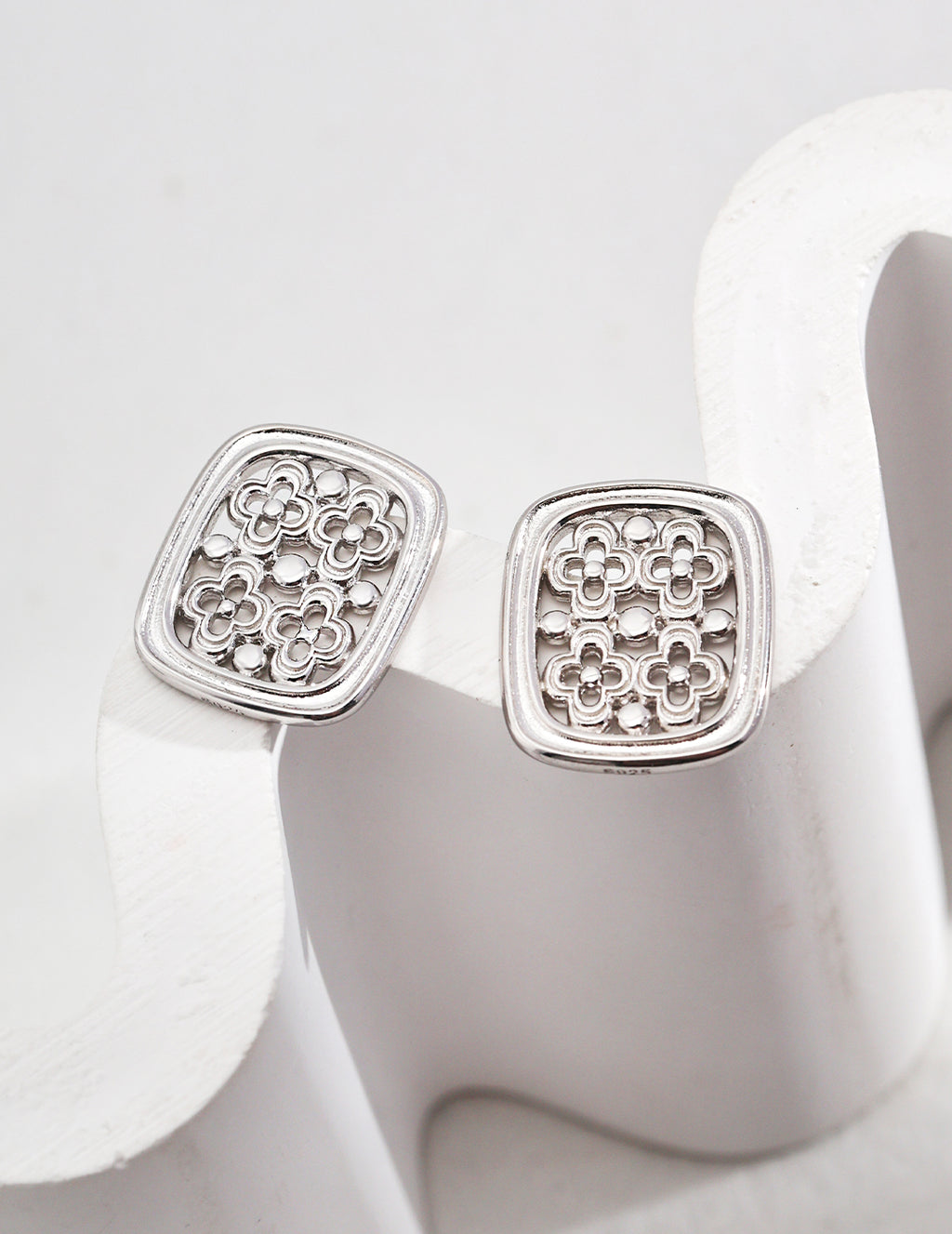 925 Sterling Silver Earrings - Vintage Gold