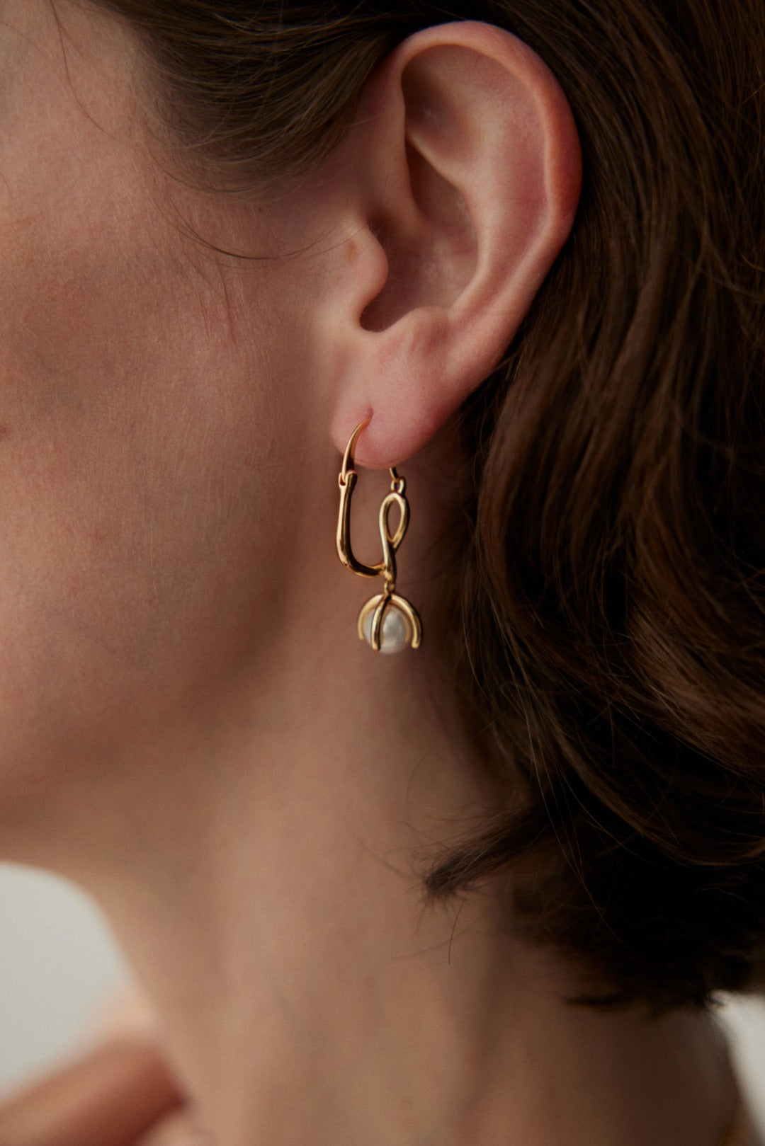 925 Sterling Silver Natural Pearl Earrings - Vintage Gold