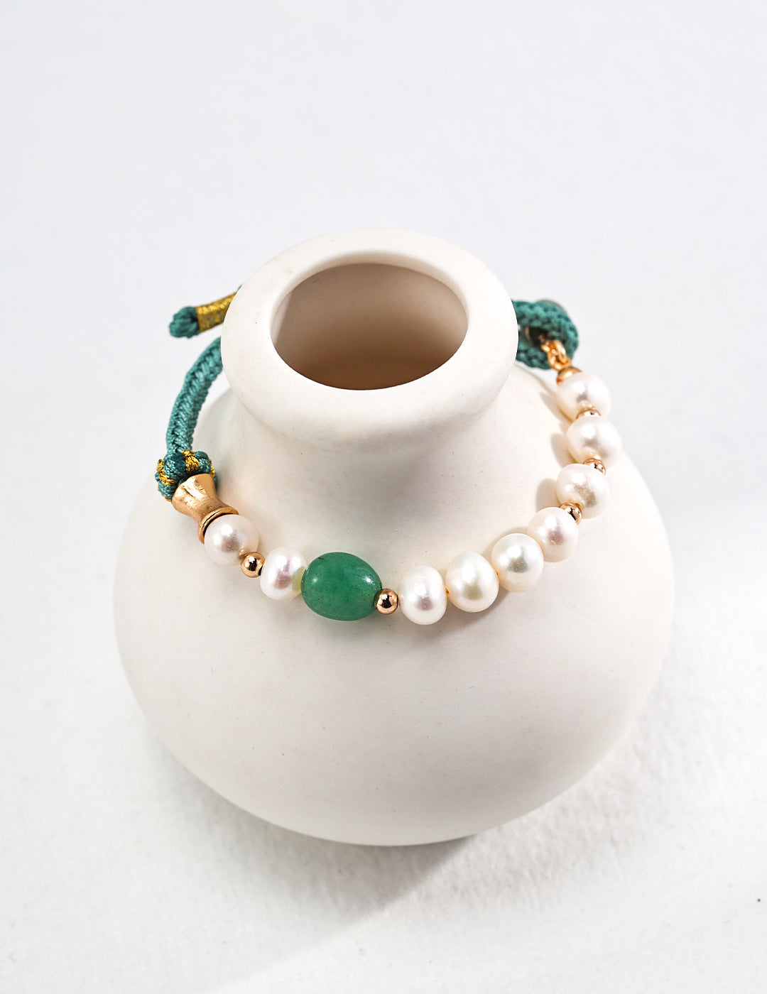 925 Sterling Silver Pearl, 随形碧玉 and 秋香绿绳 Bracelet, side view