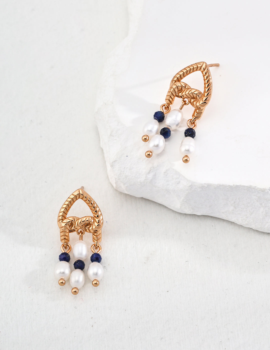 925 Sterling Silver Lapis Lazuli and Natural Pearl Earrings - Silver