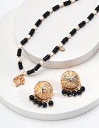 925 Sterling Silver Vintage Black Agate, Shell and Cubic Zirconia Necklace - Silver