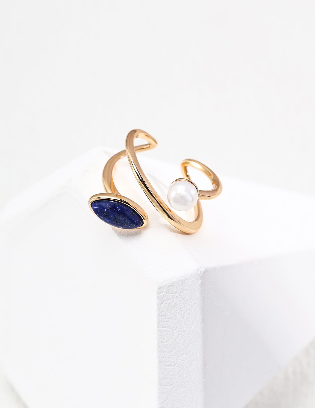 925 Sterling Silver Natural Pearl and Lapis Lazuli Ring - Silver