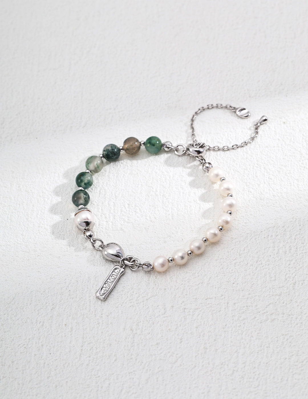 925 Sterling Silver Pearl Moss Agate Strawberry Quartz Bracelet, close-up detail