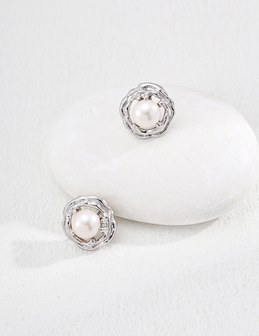 925 Sterling Silver Vintage Natural Pearl Earrings - Vintage Gold
