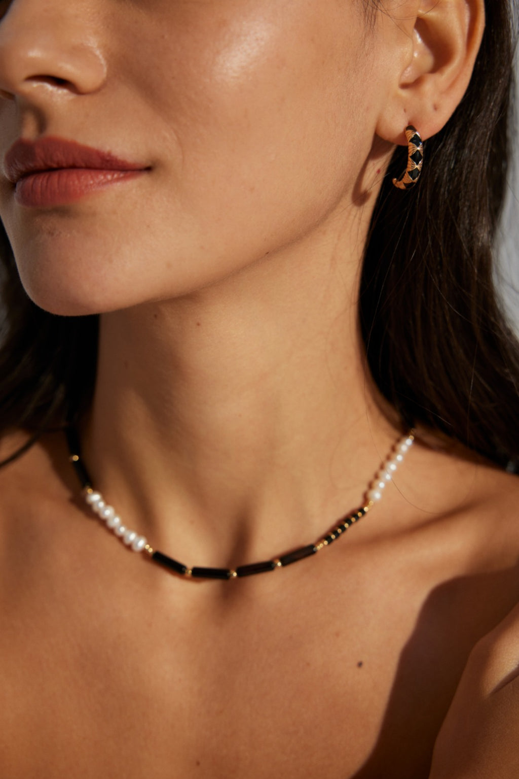 925 Sterling Silver Black Agate and Natural Pearl Necklace - Vintage Gold
