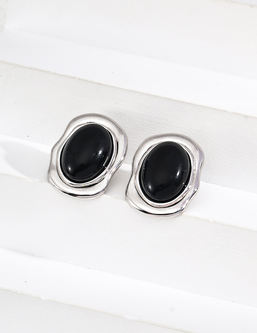 925 Sterling Silver Black Agate and Mother of Pearl Earrings - Silver