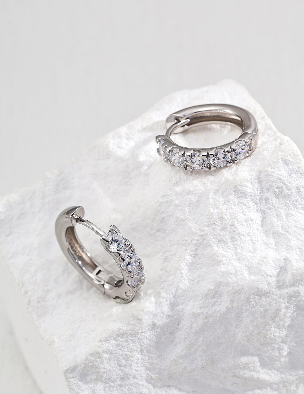 925 Sterling Silver Cubic Zirconia Earrings - Silver