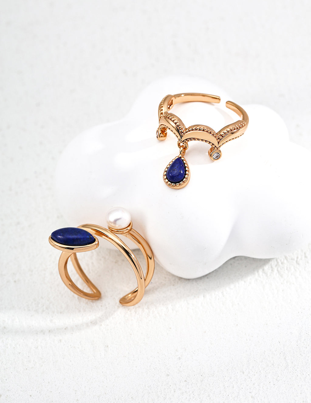 925 Sterling Silver Vintage Natural Lapis Lazuli and Cubic Zirconia Ring in vintage gold, lapis lazuli, and cubic zirconia, product view 5
