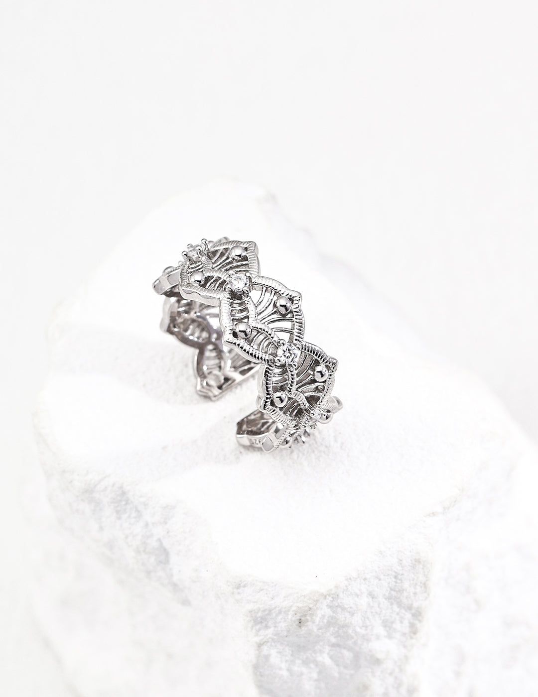 925 Sterling Silver Cubic Zirconia Ring - Silver