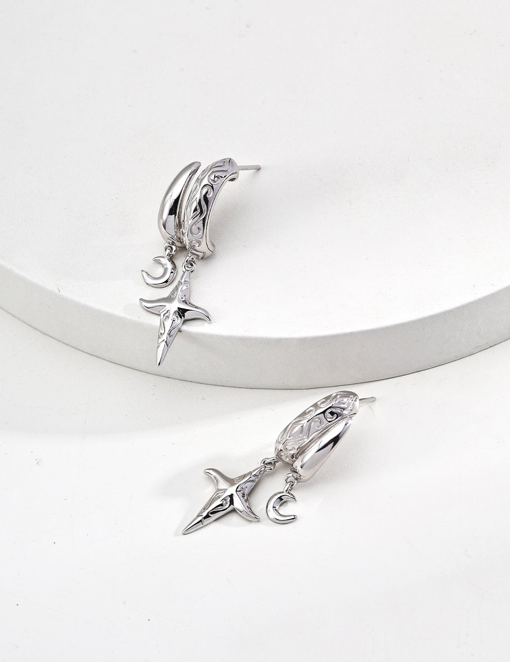 Vintage 925 Sterling Silver Earrings - Silver