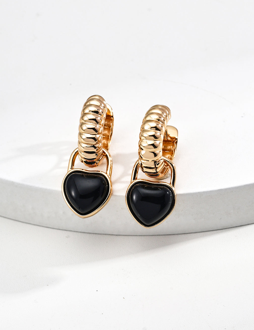 925 Sterling Silver Heart Black Agate Earrings - Vintage Gold