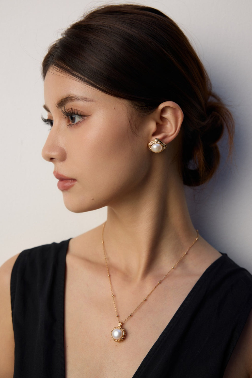 925 Sterling Silver Pearl 灰白珍珠 Earrings - Silver