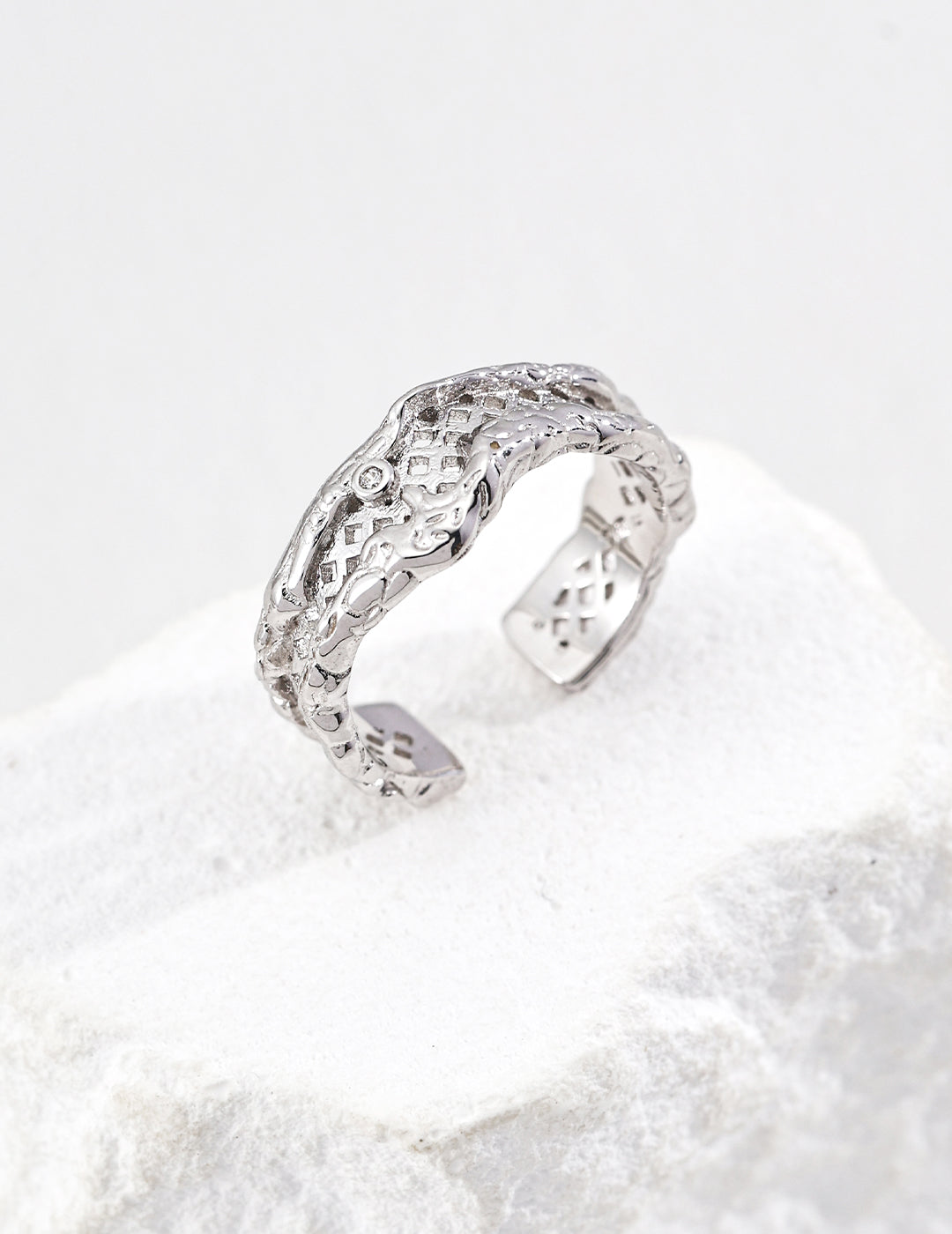 925 Sterling Silver Cubic Zirconia Ring - Vintage Gold