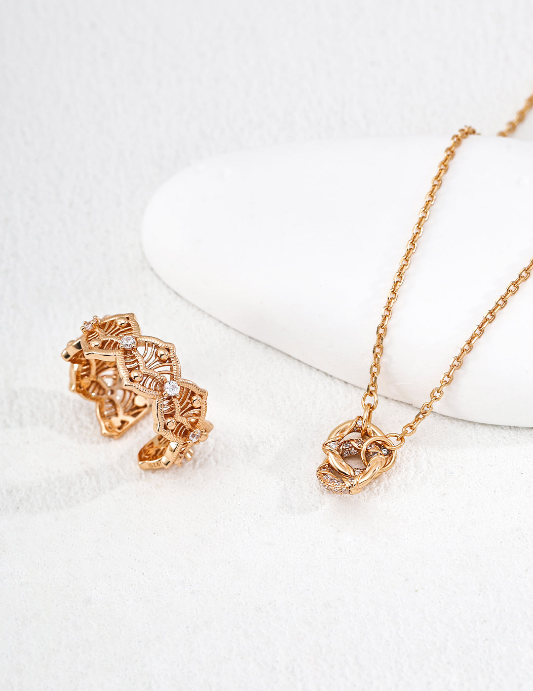 925 Sterling Silver Cubic Zirconia Necklace - Vintage Gold