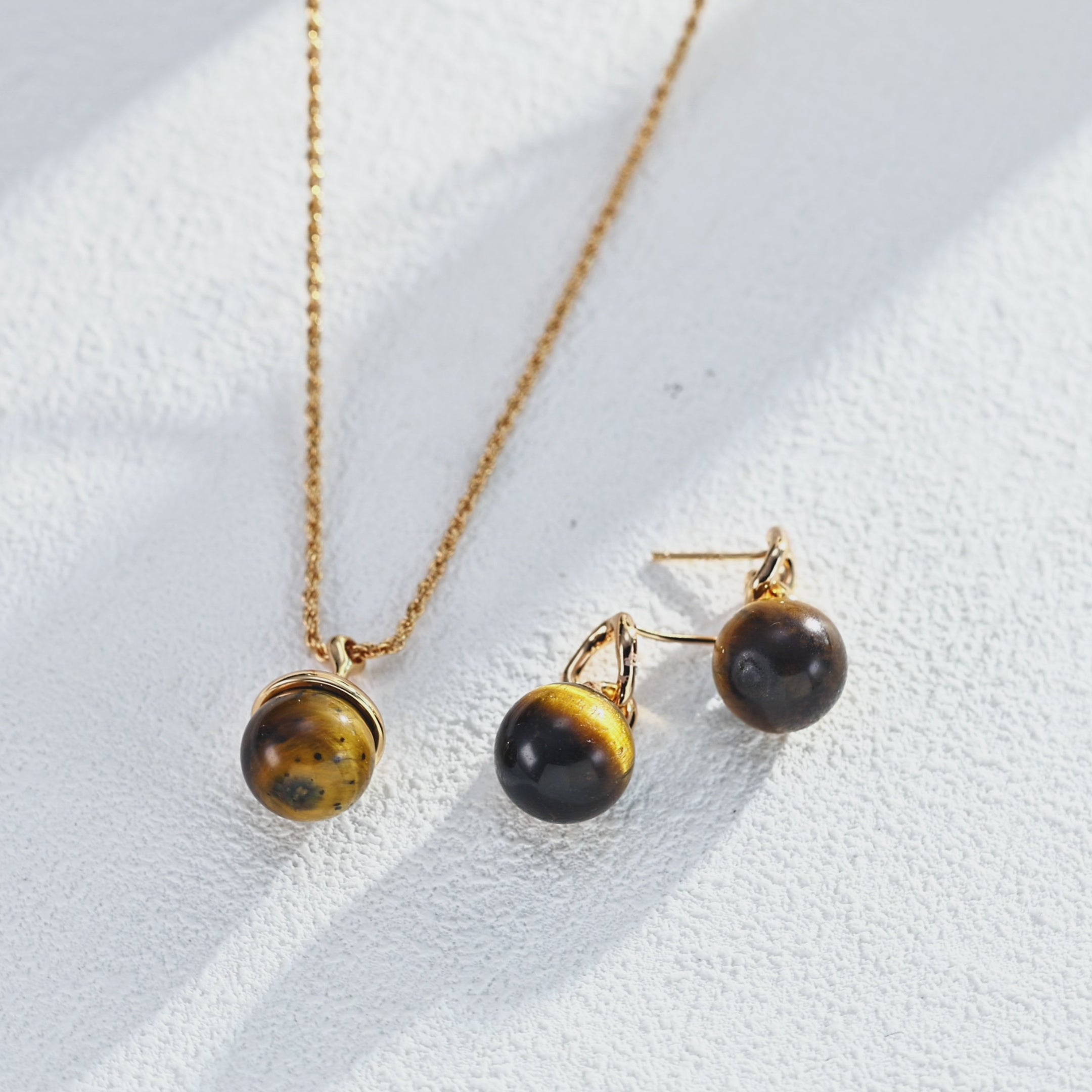 925 Sterling Silver Natural Tiger’s Eye Earrings product video E01288-2_影片_1