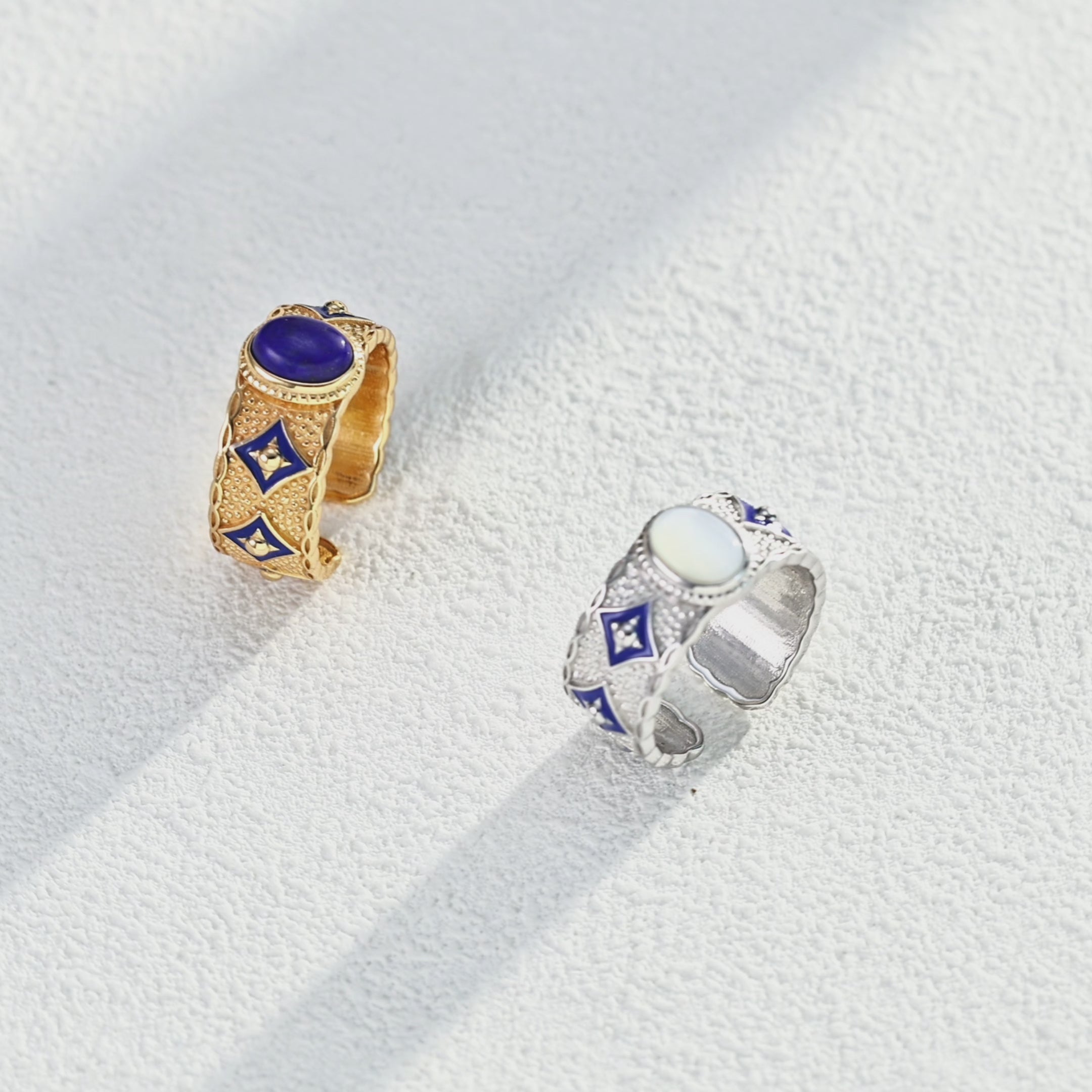 925 Sterling Silver Vintage Lapis Lazuli, Mother of Pearl and Blue Enamel Ring product video J0289_影片_1