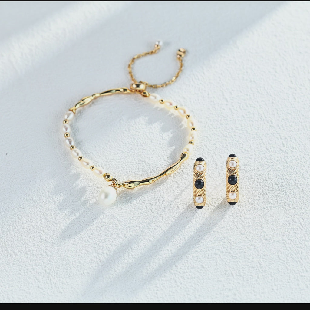 925 Sterling Silver Vintage Freshwater Pearl and Black Agate Earrings product video E01270_影片_1