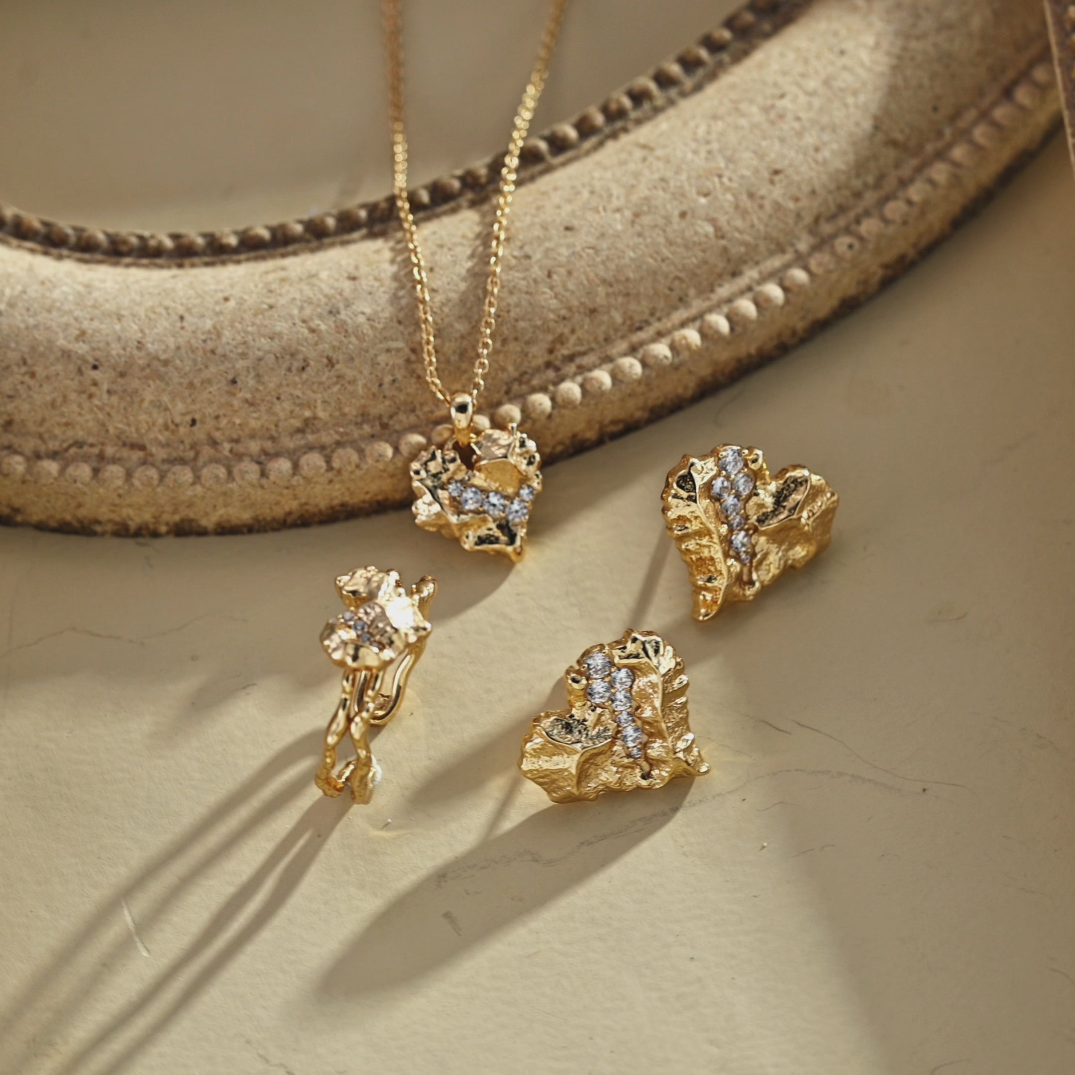925 Sterling Silver Cubic Zirconia Heart Pendant Earrings