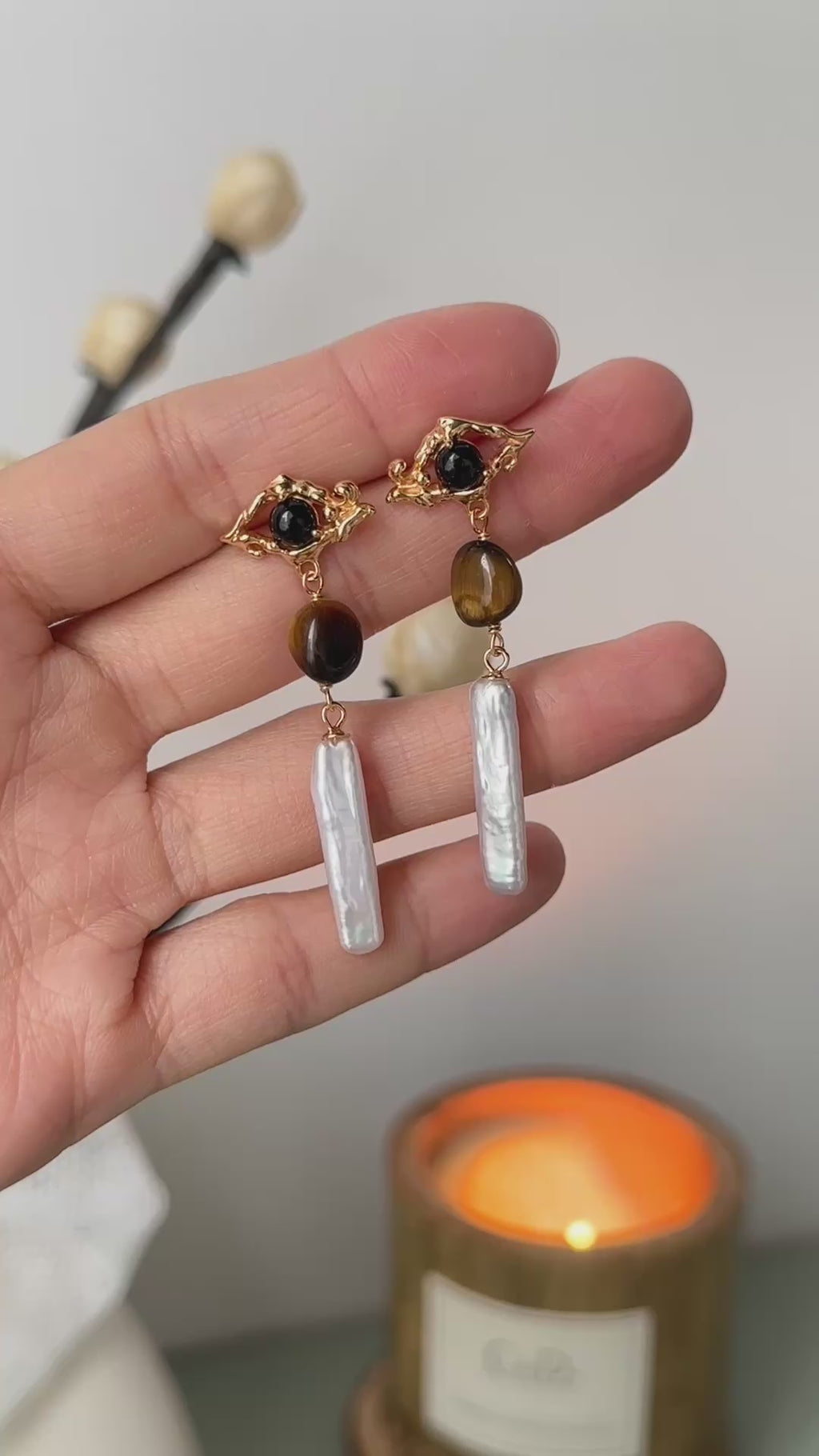 925 Sterling Silver Tiger’s Eye, Freshwater Pearl and Black Agate Earrings product video E01058-2_影片_1